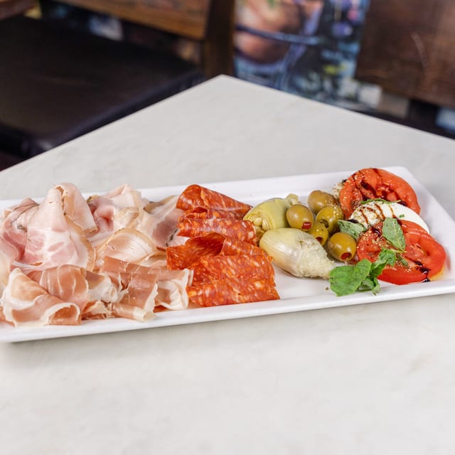 Antipasto Toscana.